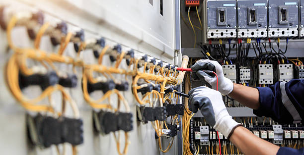 Professional Electrician technician working in Oldham County County, TX